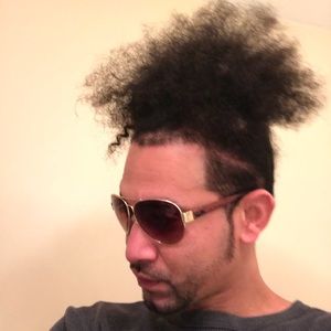 Meet your Posher, Eduardo